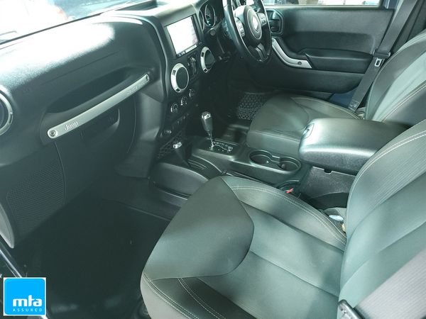 2017 Jeep Wrangler SPORT UNLIMITED 3.6P Carousel 3