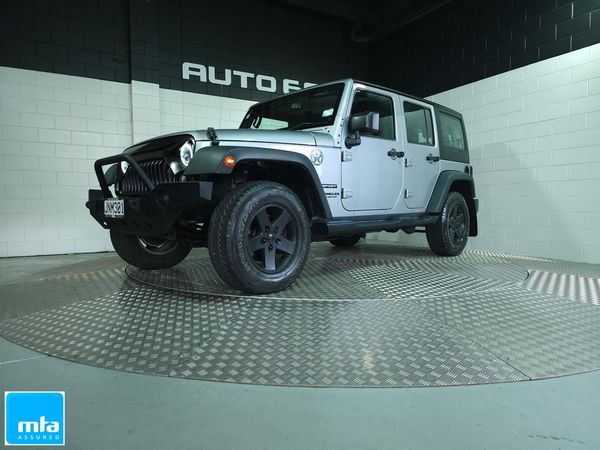 2015 Jeep Wrangler SPORT UNLIMITED 3.6P