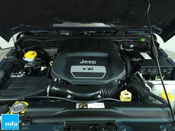 2017 Jeep Wrangler SPORT UNLIMITED 3.6P Carousel 14