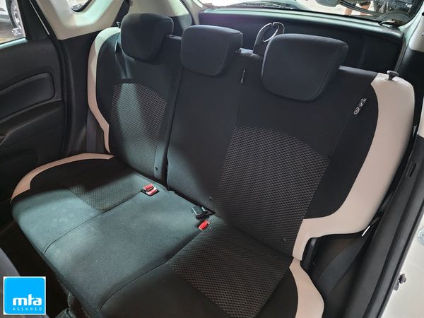 2017 Nissan Note E-POWER Carousel 3