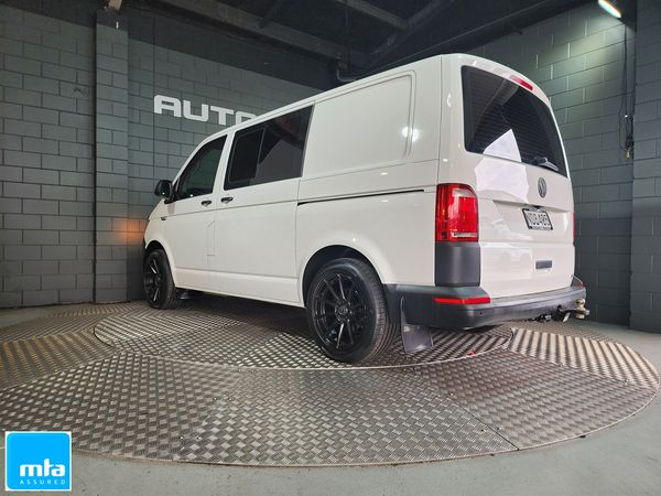 2020 Volkswagen T6 TRANSPORTER SWB 2.0D Carousel 15