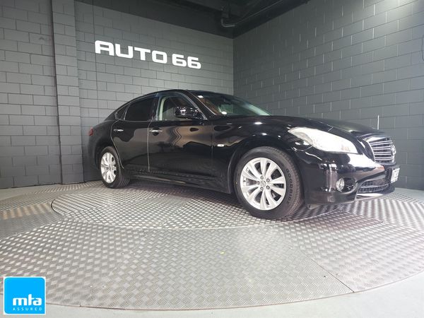 2011 Nissan Fuga Carousel 13