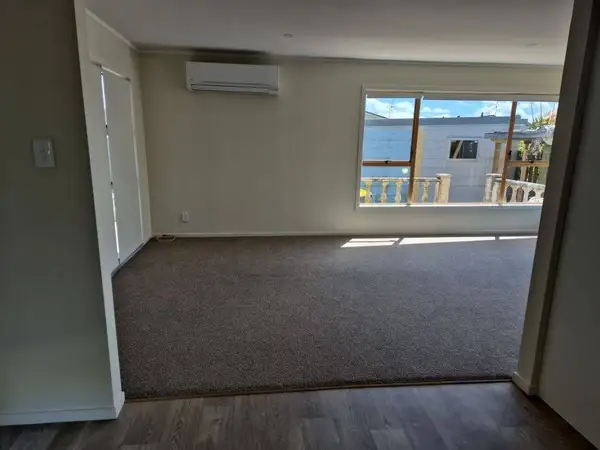 13, Lovelock Place, Chartwell Carousel 7