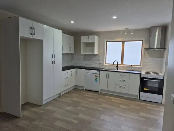 13, Lovelock Place, Chartwell Carousel 6