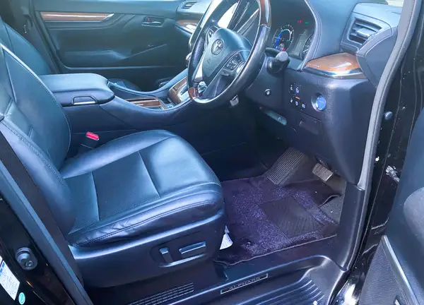 2017 Toyota ALPHARD HYBRID "TOP SPEC" 7 SEATER Carousel 7