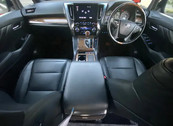 2017 Toyota ALPHARD HYBRID "TOP SPEC" 7 SEATER Carousel 1