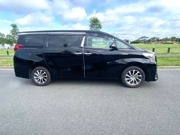 2017 Toyota ALPHARD HYBRID "TOP SPEC" 7 SEATER Carousel 4