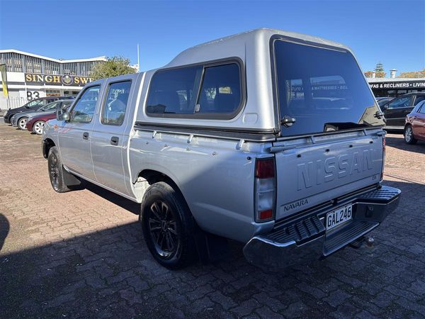 2011 Nissan Navara DX 2WD 2.5TD Carousel 2