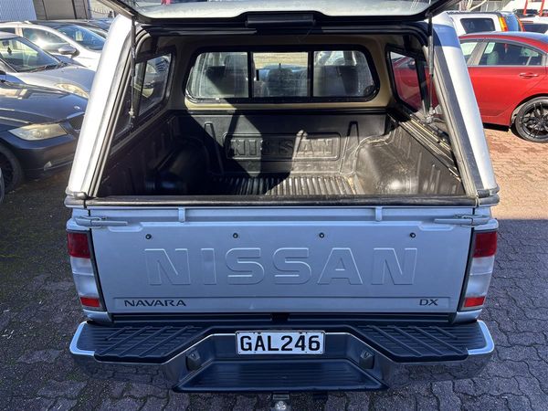2011 Nissan Navara DX 2WD 2.5TD Carousel 4