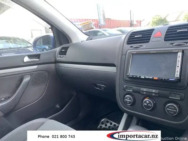 VW Golf 2006 Carousel 4