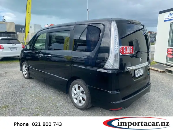 NISSAN Serena Hybrid 2012 Carousel 7