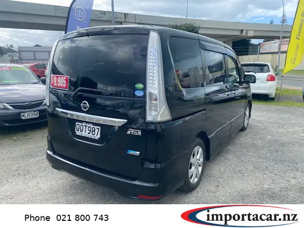 NISSAN Serena Hybrid 2012 Carousel 8