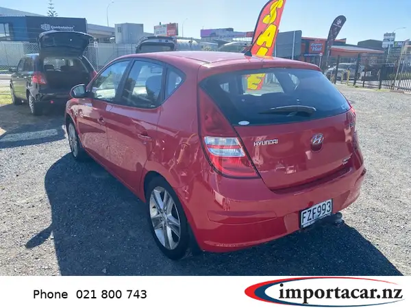  HYUNDAI Accent 2010 Carousel 7