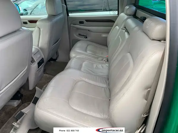 CADILLAC Escalade EXT 2005 Carousel 2