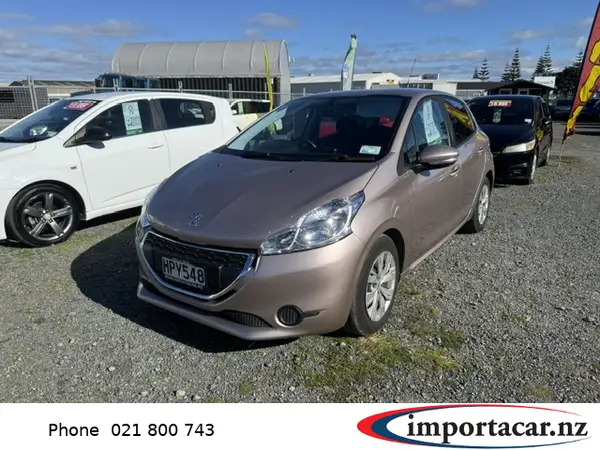 PEUGEOT 208 2014 Carousel 3