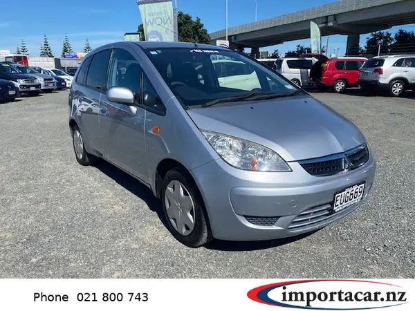 MITSUBISHI Colt Plus 2009