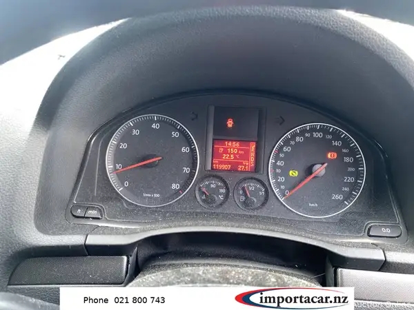 VW Golf 2006 Carousel 3