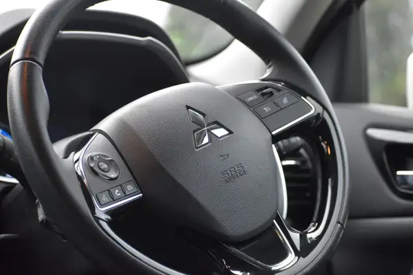 2022 Mitsubishi Eclipse Cross XLS PHEV 4WD Auto Carousel 2