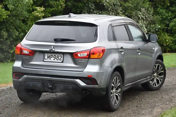 2018 Mitsubishi ASX XLS Great Small SUV / Nice Colour / Alloys / Bluetooth Carousel 4