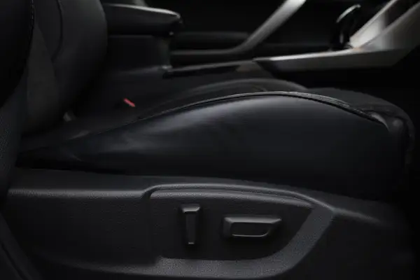 2022 Mitsubishi Eclipse Cross XLS PHEV 4WD Auto Carousel 9