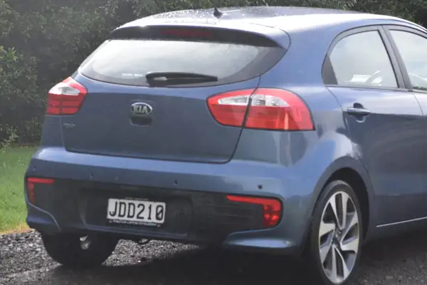 2015 Kia Rio EX Tidy / Low kms / Great Colour Carousel 5