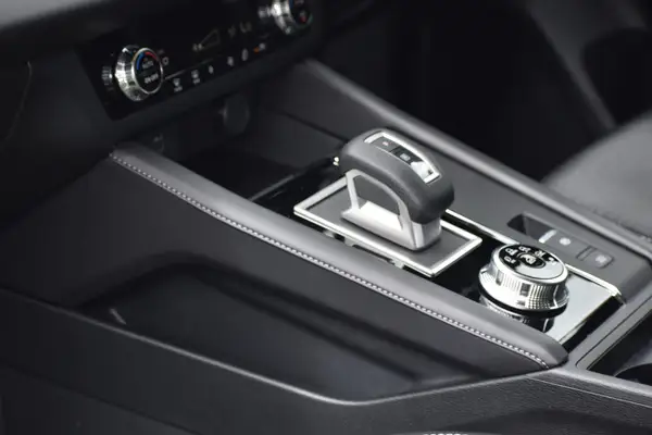 2025 Mitsubishi Outlander New Gen LS 2WD 5 Seats Carousel 4