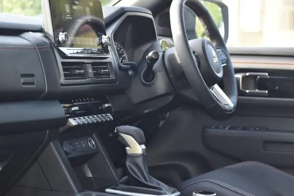 2025 Mitsubishi Triton DC VRX 4WD 6At Carousel 2
