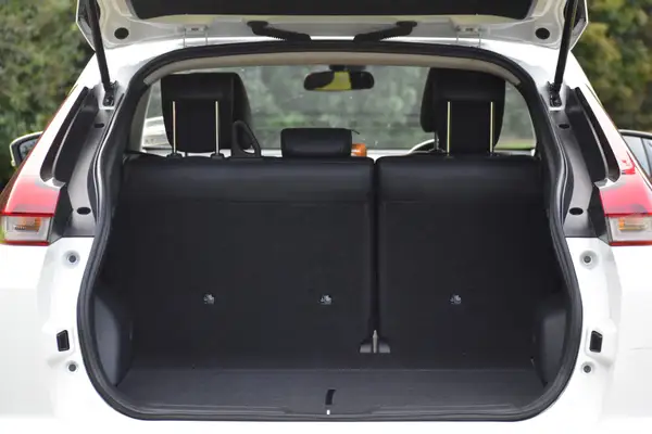 2022 Mitsubishi Eclipse Cross XLS PHEV 4WD Auto Carousel 6