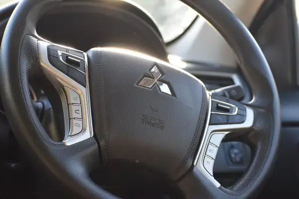 2022 Mitsubishi Triton Dc C Glx 4Wd 6At Carousel 7