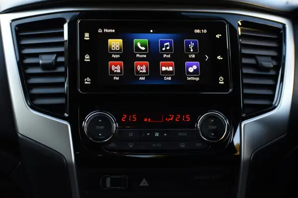 2020 Mitsubishi Triton DC GLSB 4WD 6AT Carousel 4