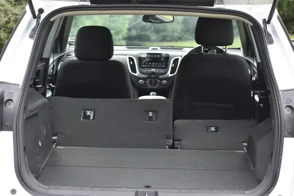 2019 Holden Equinox LT Carousel 4