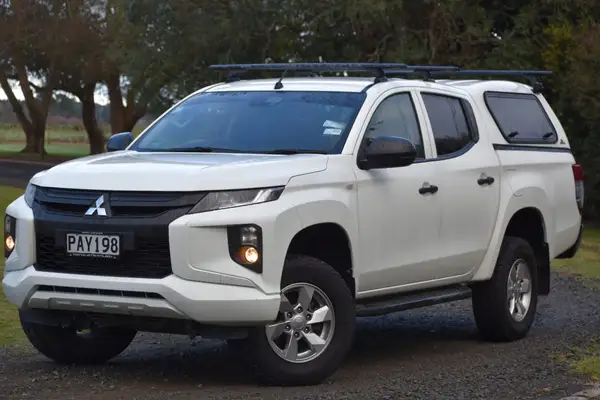 2022 Mitsubishi Triton DC GLX 4WD AUTO