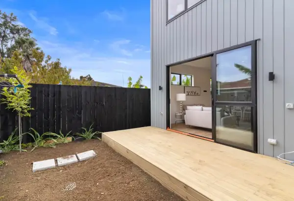 Property Detail