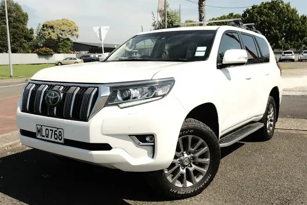 2019 Toyota Land Cruiser Prado VX
