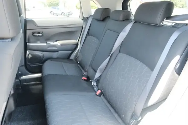 2022 Mitsubishi ASX LS Carousel 7