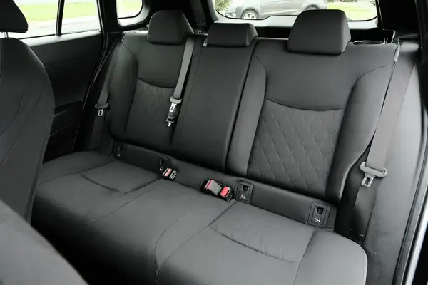 2024 Toyota Corolla Cross GX Hybrid Carousel 5