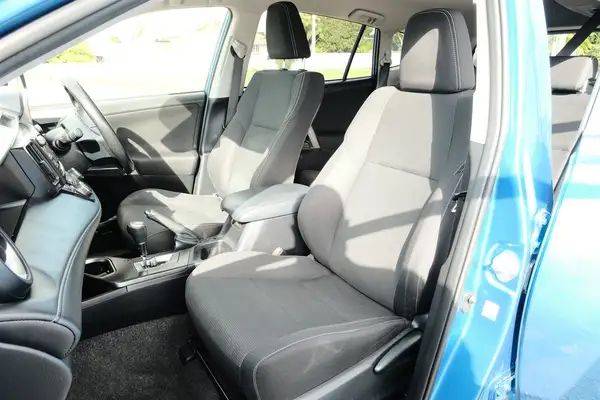 2018 Toyota RAV4 GXL AWD Carousel 6
