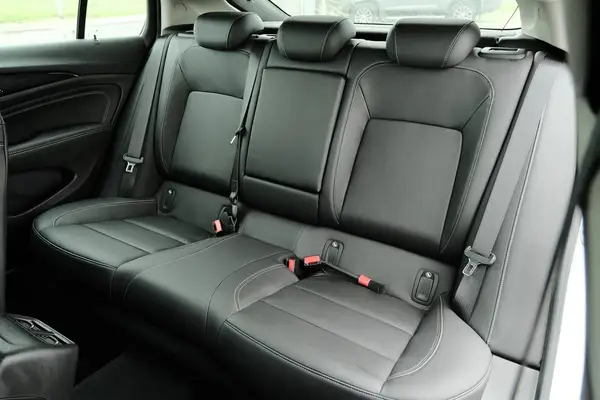 2019 Holden Commodore Calais Carousel 6