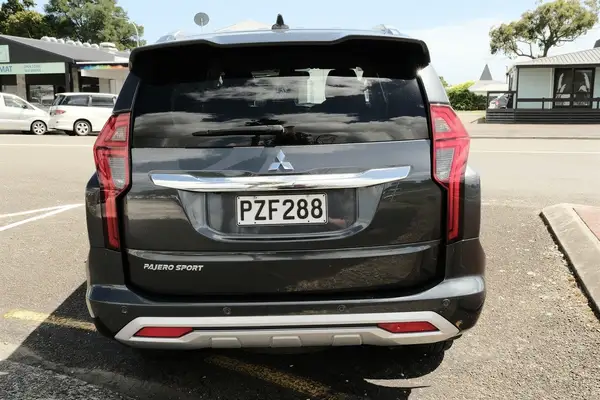 2023 Mitsubishi Pajero Sport VRX Carousel 3