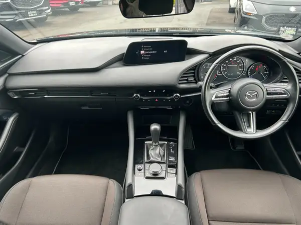 2021 Mazda 3 Carousel 3
