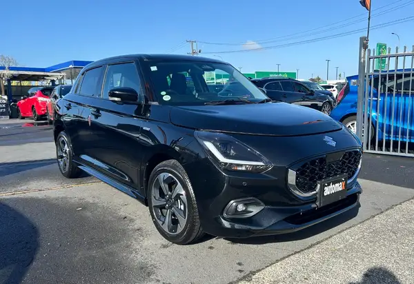 2024 Suzuki Swift HYBRID MZ