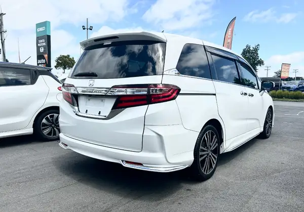 2015 Honda Odyssey Carousel 2