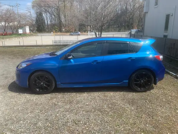 2013 Mazda Axela Carousel 7