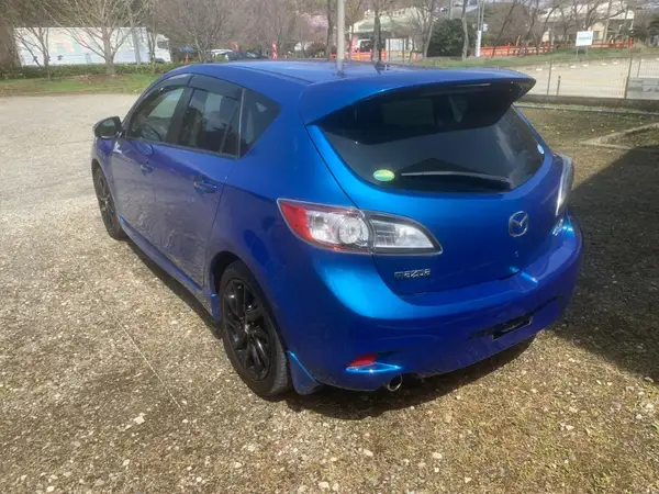 2013 Mazda Axela Carousel 6