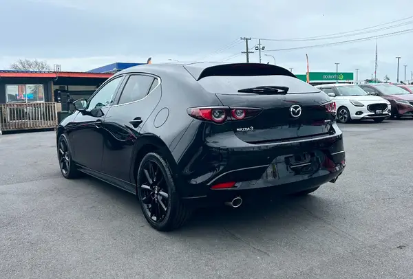 2021 Mazda 3 Carousel 6