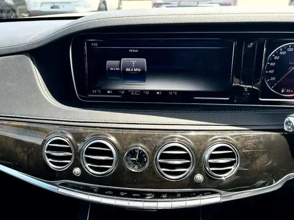 2014 Mercedes-Benz S 400 S-CLASS 4D Carousel 9