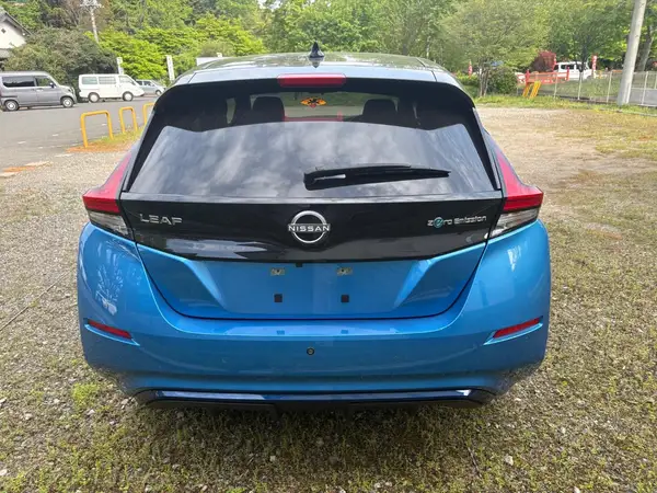 2022 Nissan Leaf Carousel 4