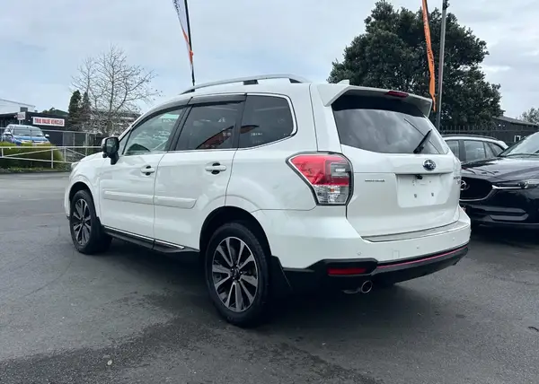 2015 Subaru Forester Carousel 6