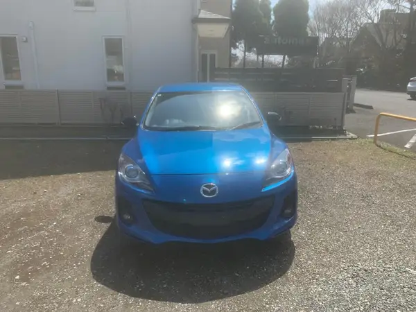 2013 Mazda Axela Carousel 9
