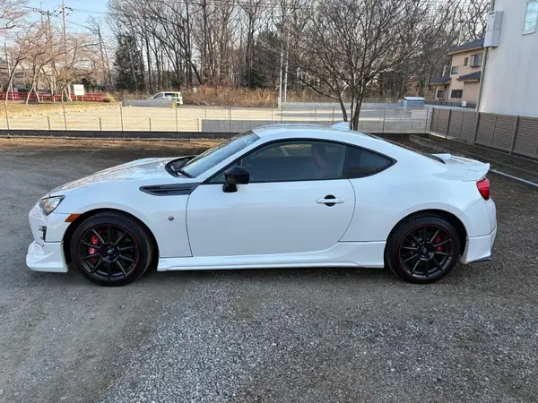 2017 Toyota 86 Carousel 7